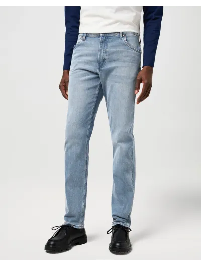 Wrangler - GREENSBORO / GREY LIGHT - Férfi farmernadrág