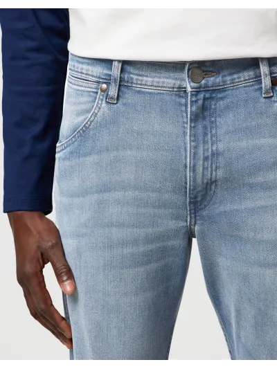 Wrangler - GREENSBORO / GREY LIGHT - Férfi farmernadrág