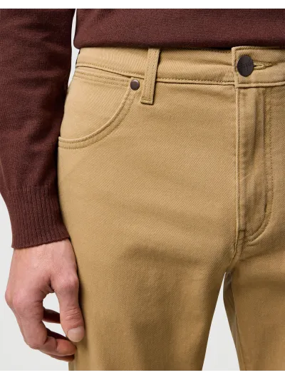 Wrangler - LARSTON / TIGERS EYE - Férfi farmernadrág