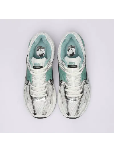 Nike - Zoom Vomero 5 - Sneaker Női utcai cipő