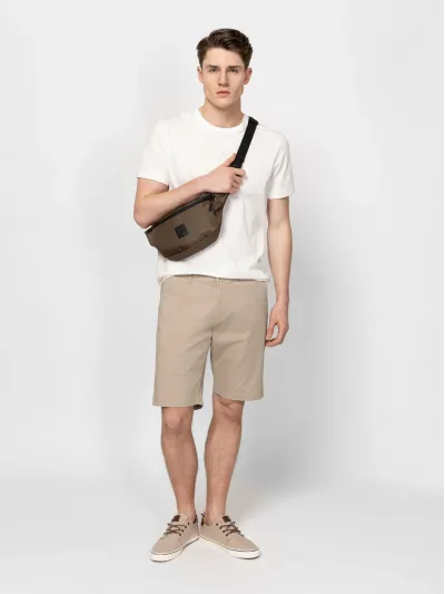 Heavy Tools - WALLNUT / BEIGE - Elegáns Férfi rövidnadrág