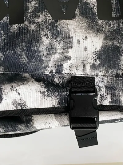 Oakley - Endless Adventure Travel Trolley - Férfi Bőrönd