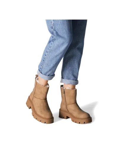 Tamaris - Bélelt Női bokacsizma