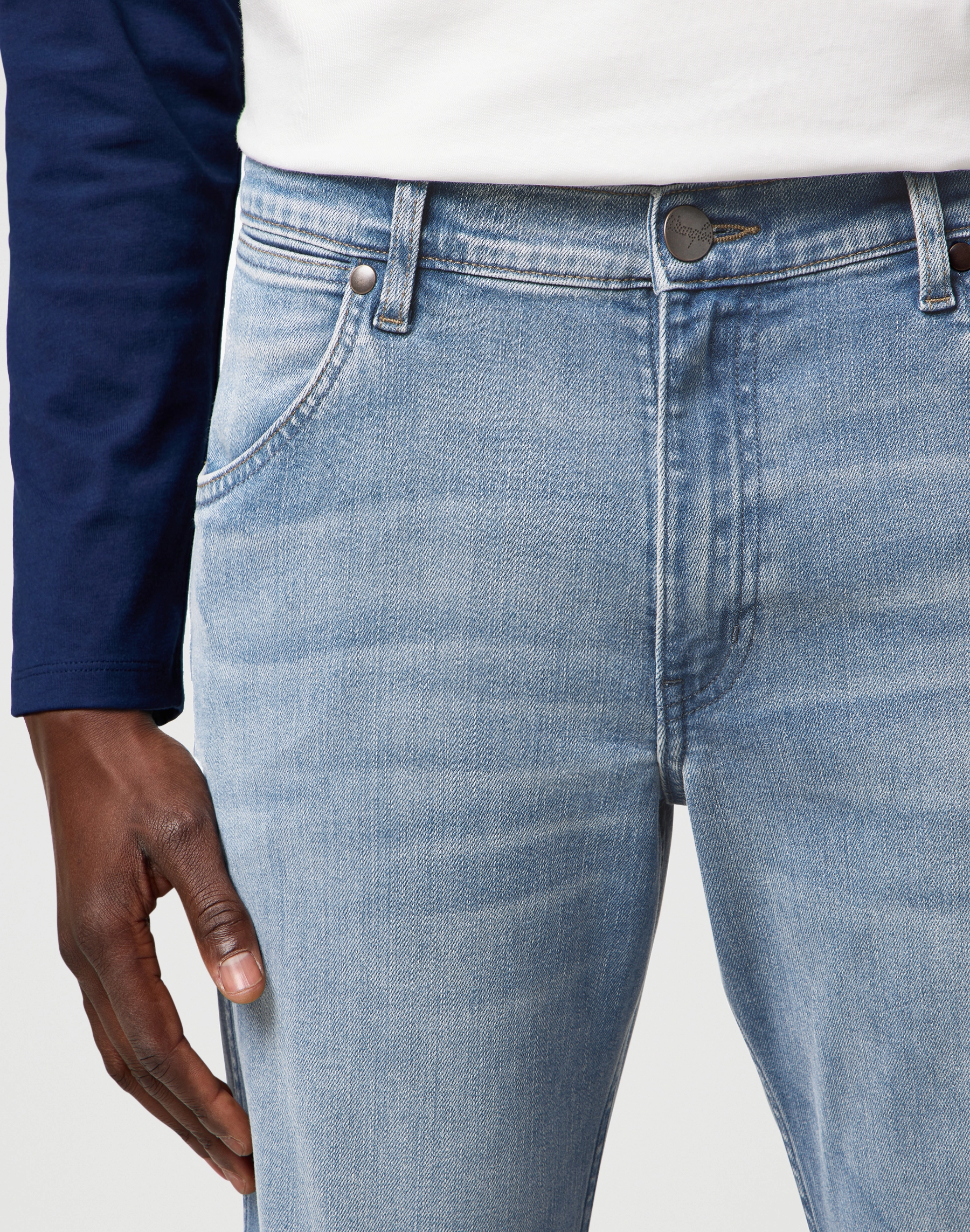 Wrangler - GREENSBORO / GREY LIGHT - Férfi farmernadrág
