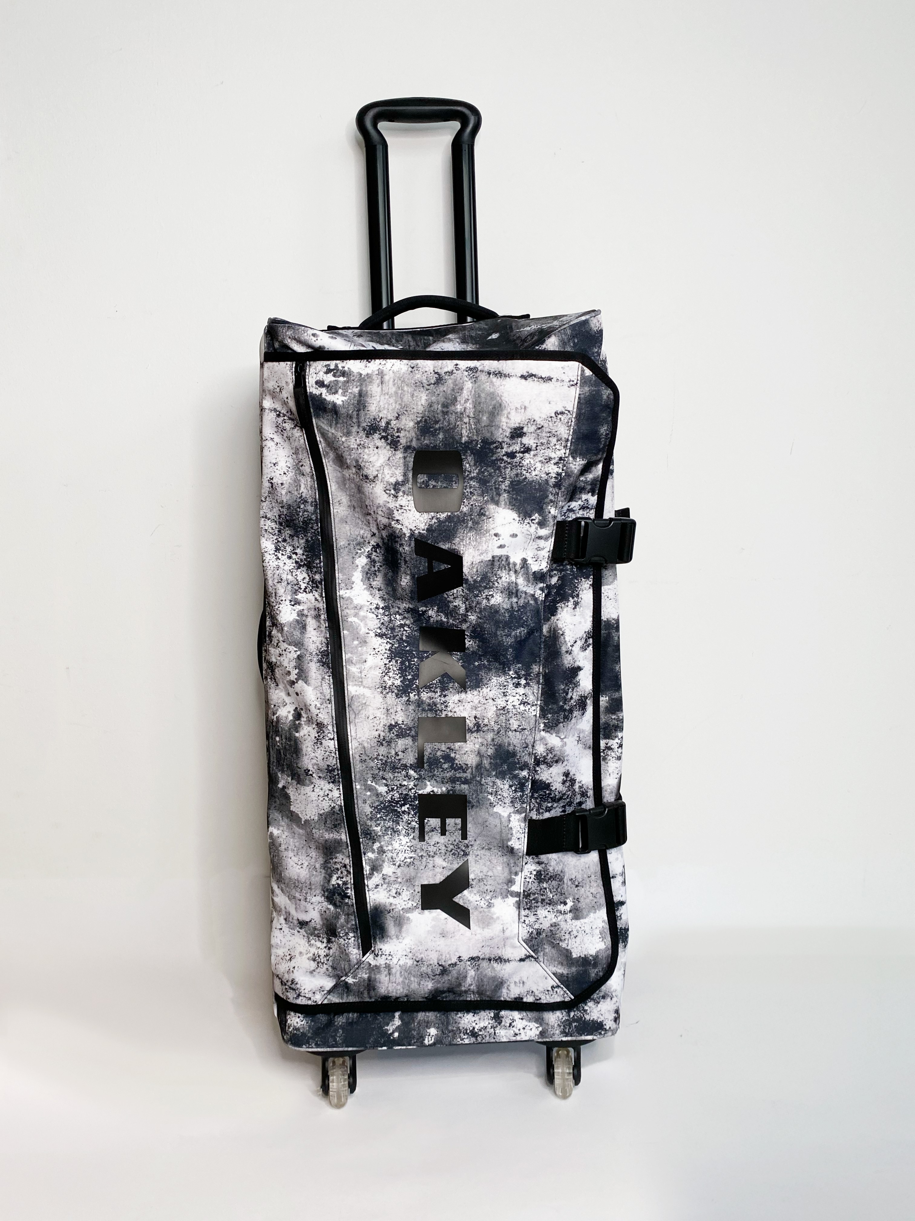 Oakley - Endless Adventure Travel Trolley - Férfi Bőrönd