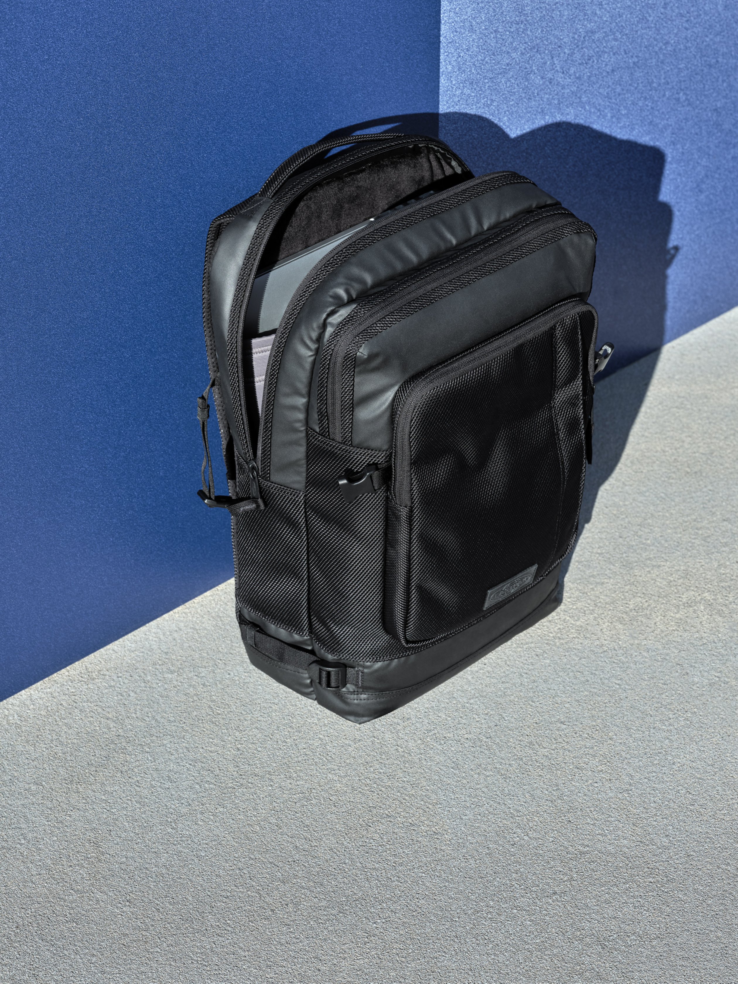 Eastpak TECUM L Cnnct Coat Hátizsák
