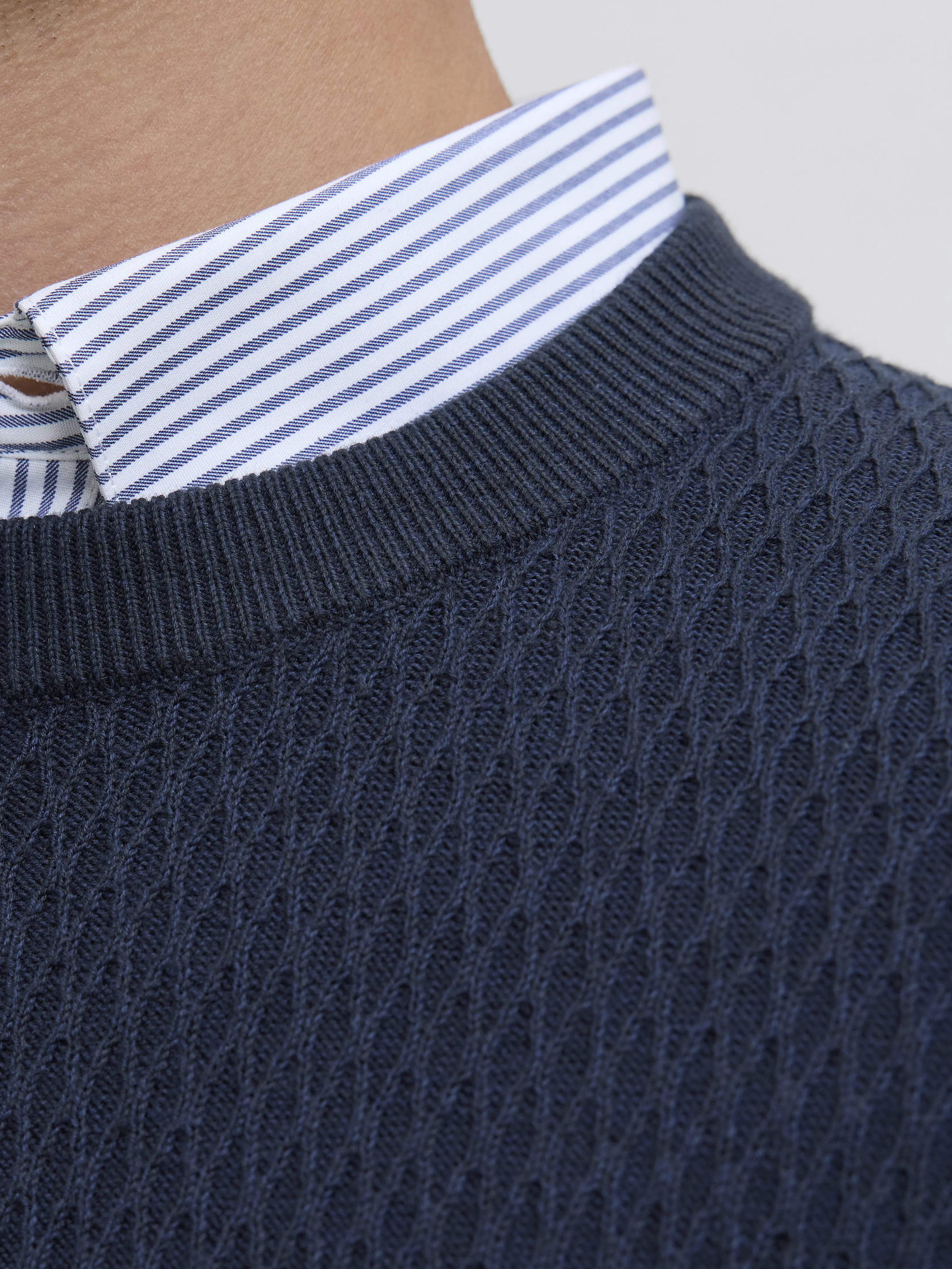 Jack & Jones - LAREAGAN - Férfi pulóver Jack & Jones - LAREAGAN - Férfi pulóver