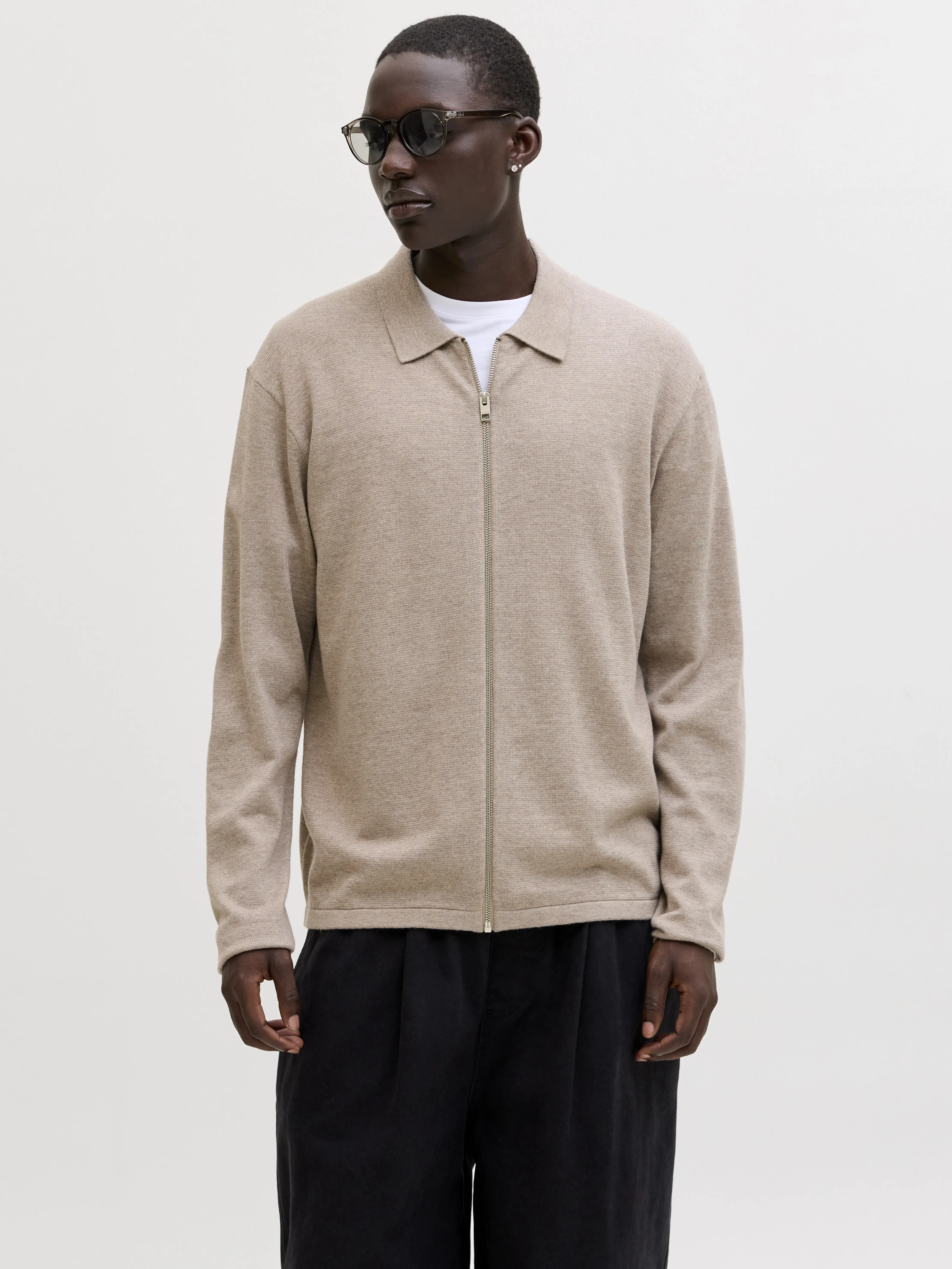 Jack & Jones - JLE / Brown - Elegáns Férfi pulóver