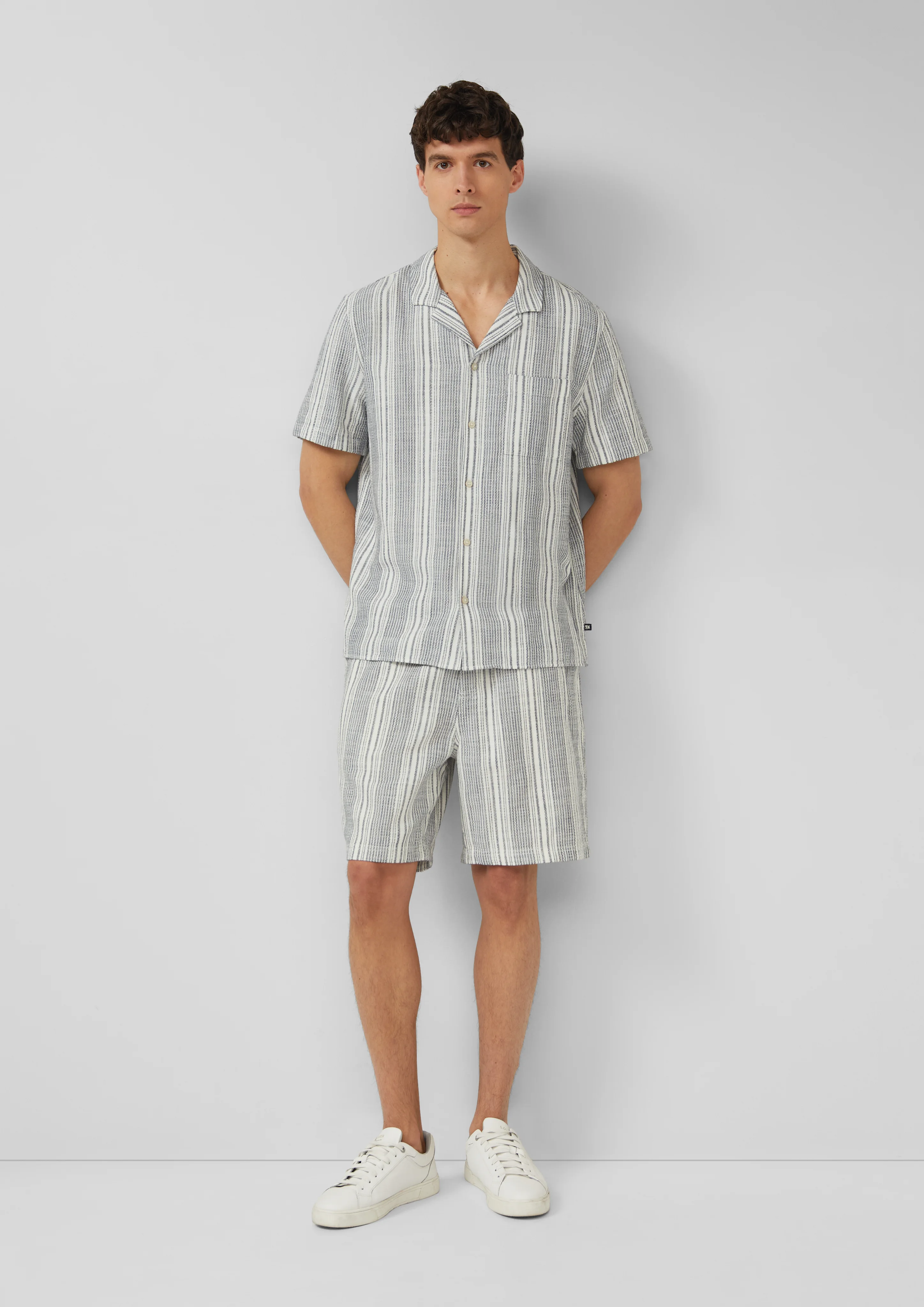 s.Oliver - Sportos Férfi rövidnadrág