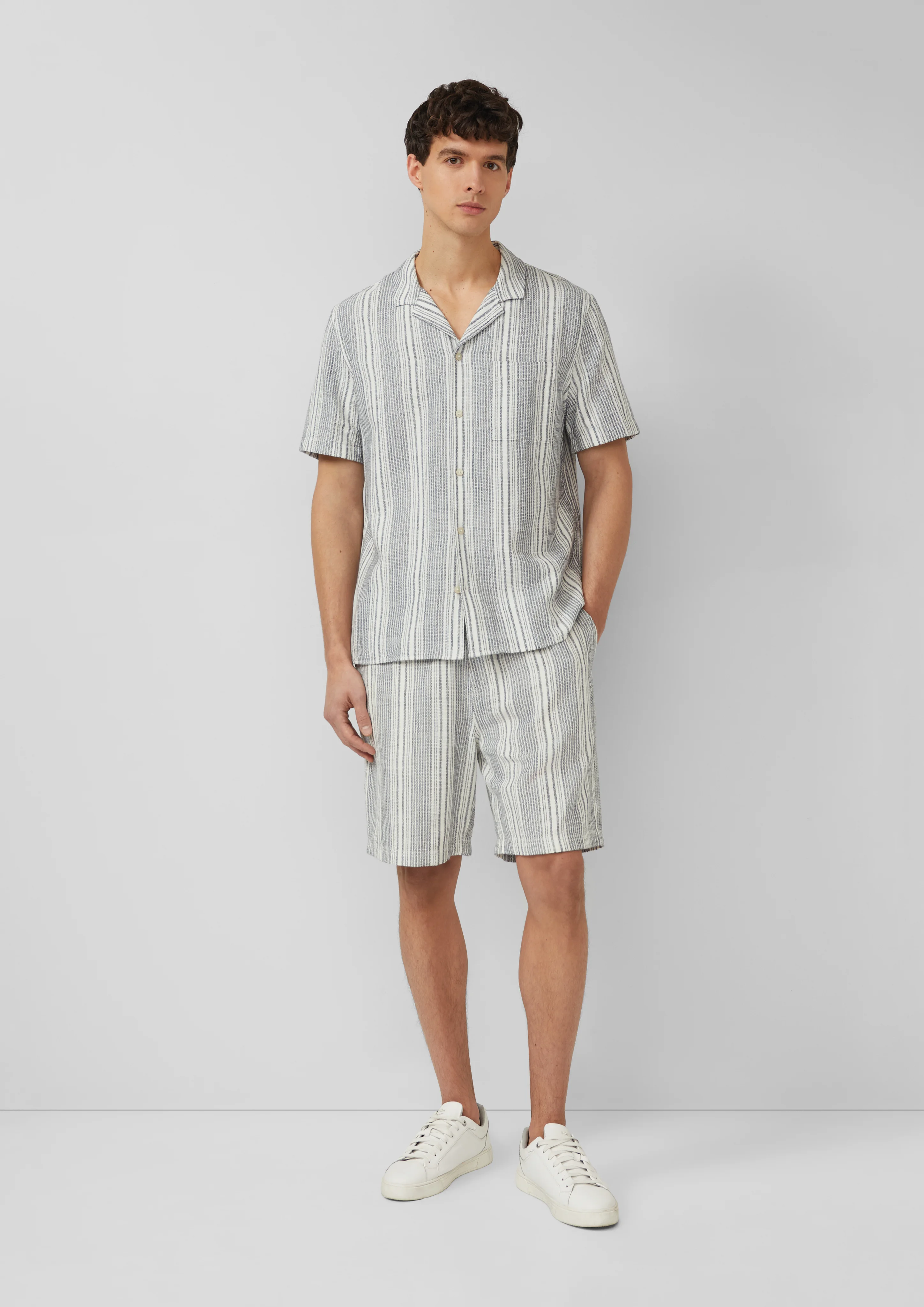 s.Oliver - Sportos Férfi rövidnadrág