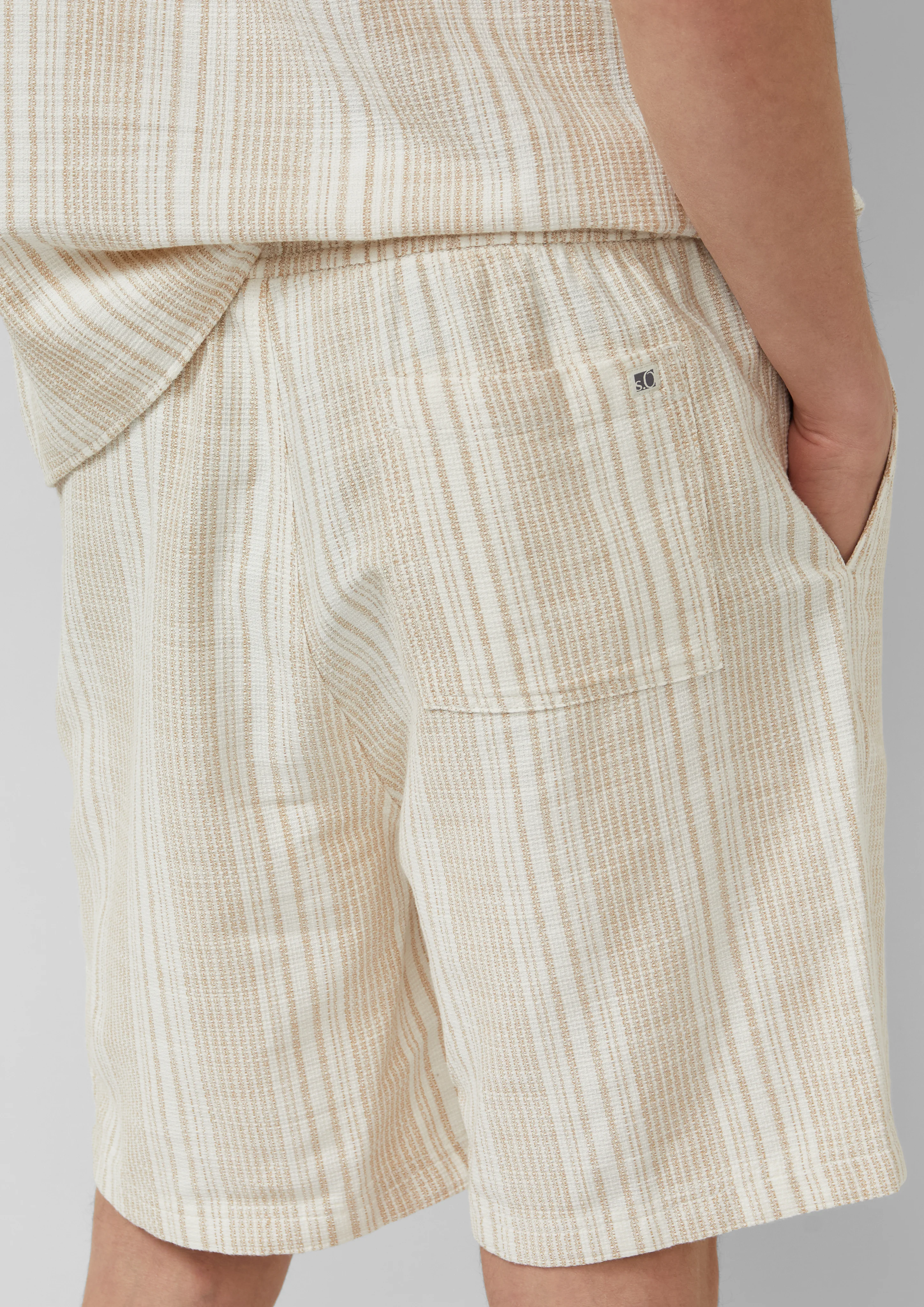 s.Oliver - Sportos Férfi rövidnadrág