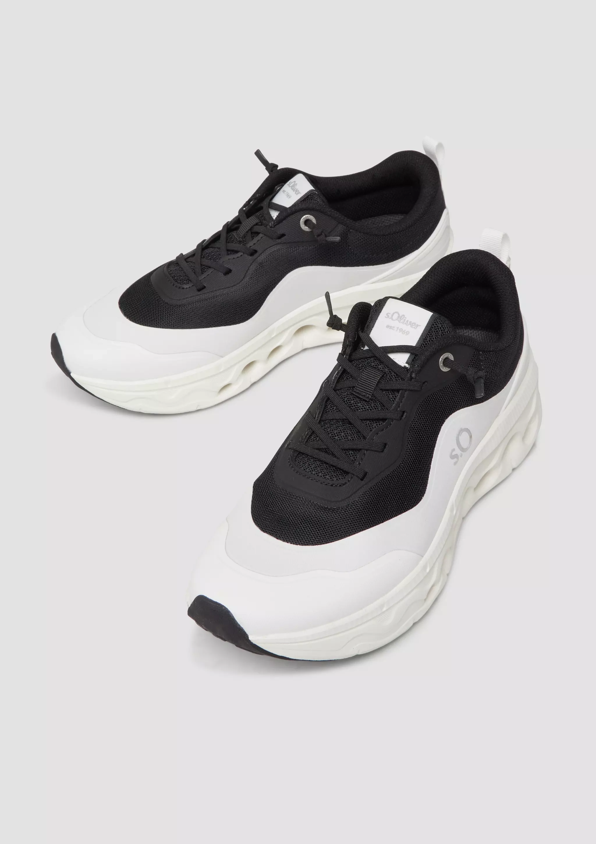 s.Oliver - Sneaker Női utcai cipő