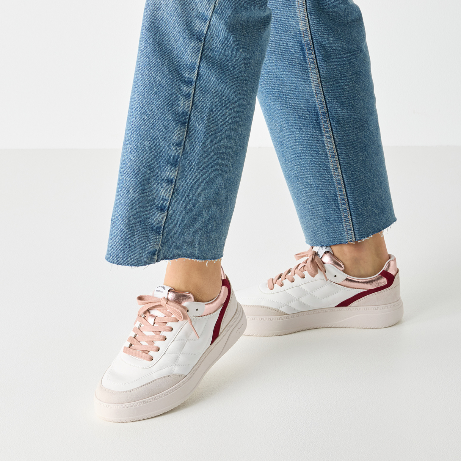 Tamaris - Sneaker Bőr Női utcai cipő