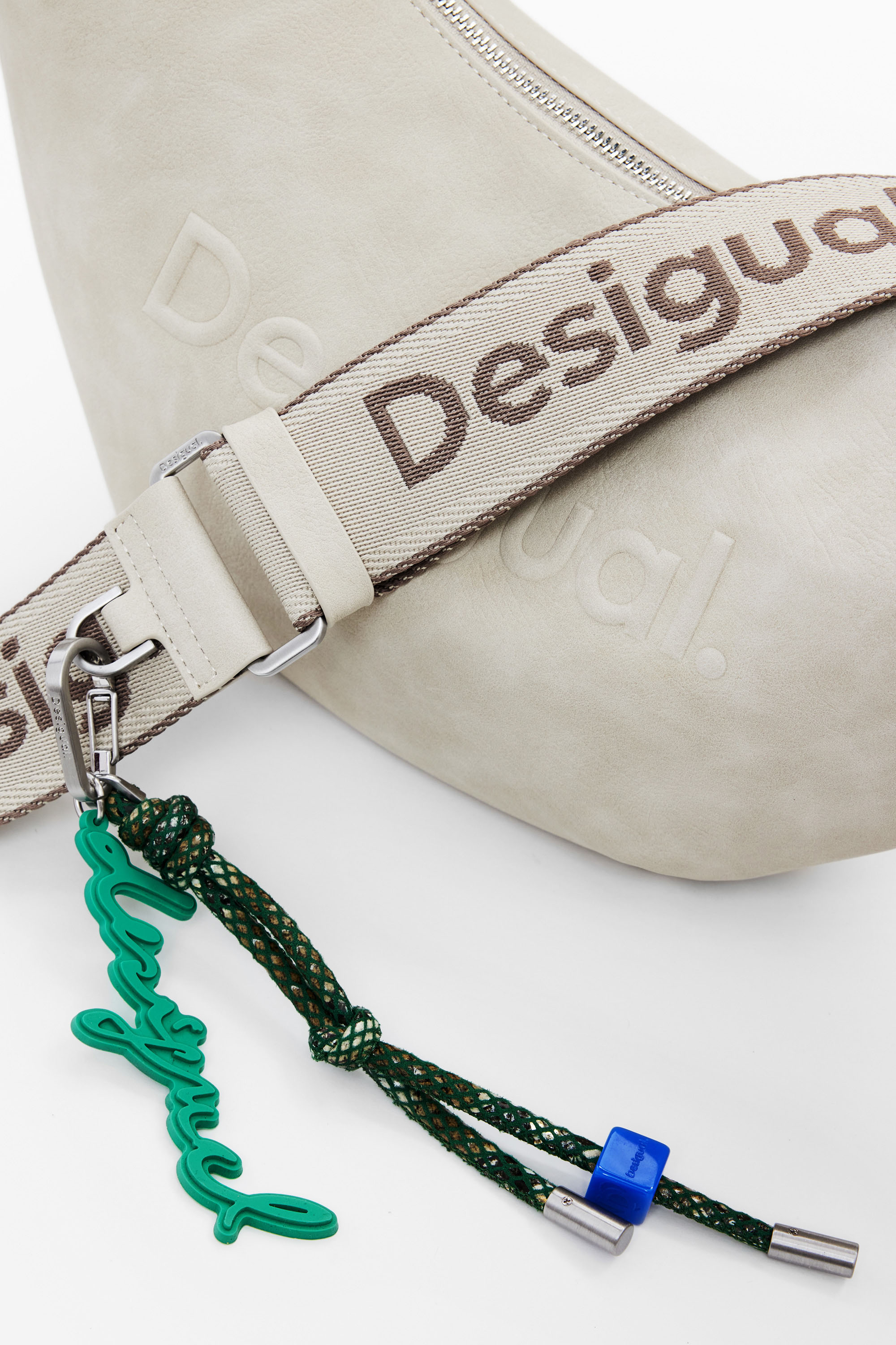 Desigual - HALF LOGO - Női oldaltáska