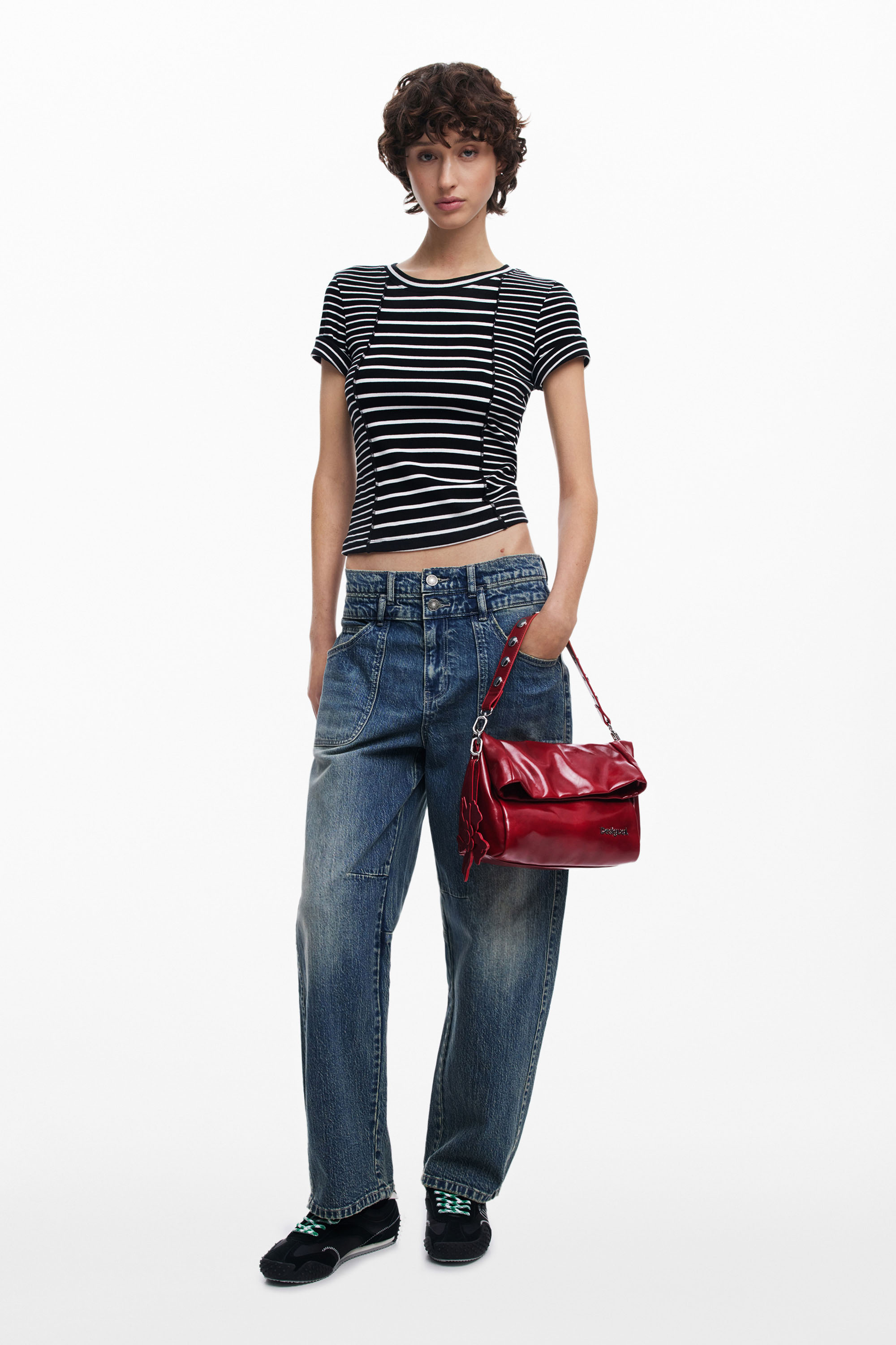 Desigual - REPRISE RED VALENTINE LOVERTY - Női oldaltáska