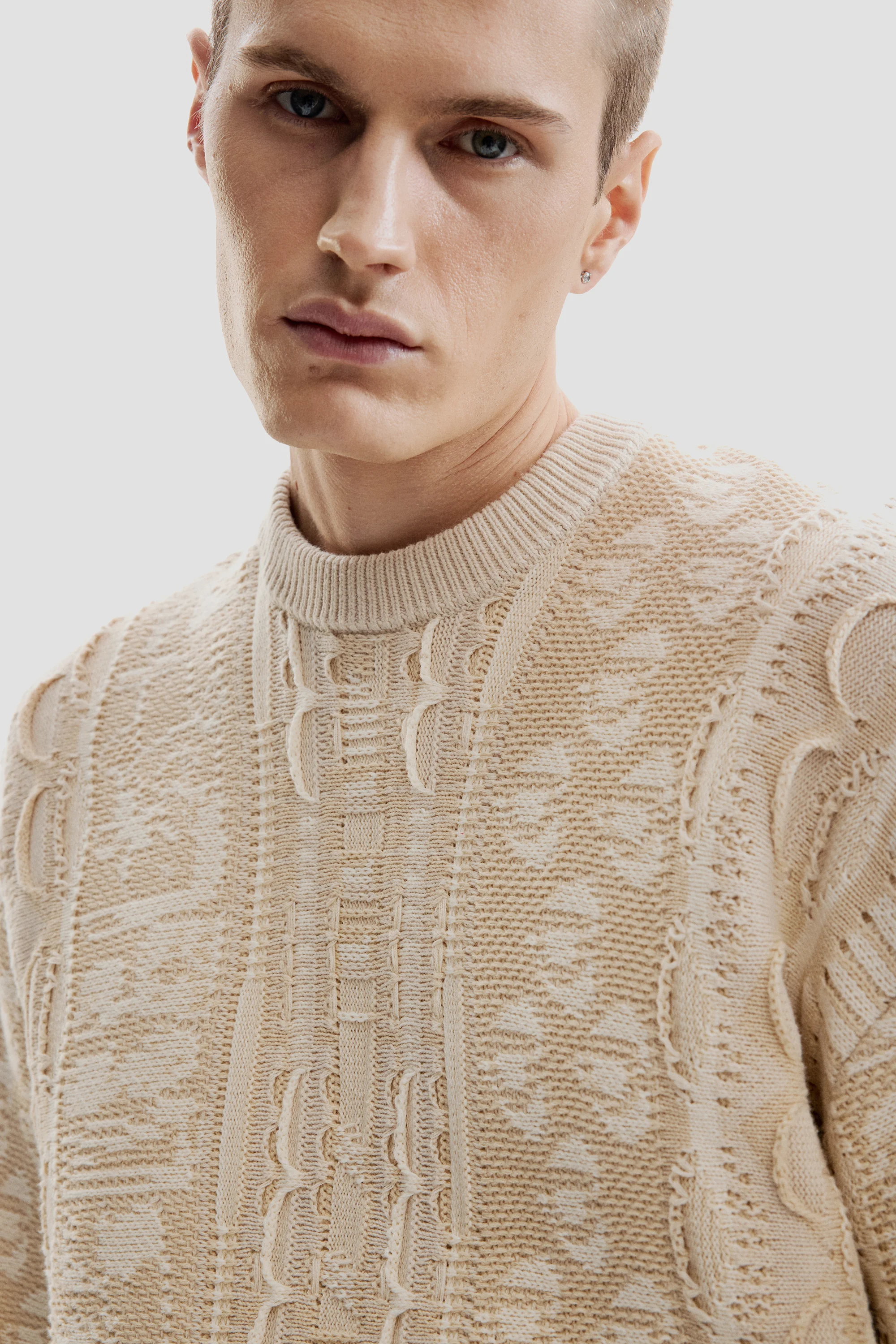 Desigual - VINTAGE IVORY - Elegáns Férfi pulóver