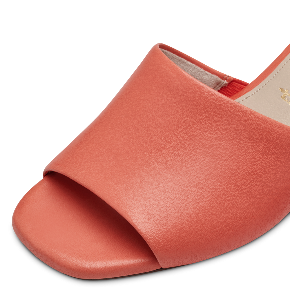 Tamaris - Magassarkú Bőr Női Papucs