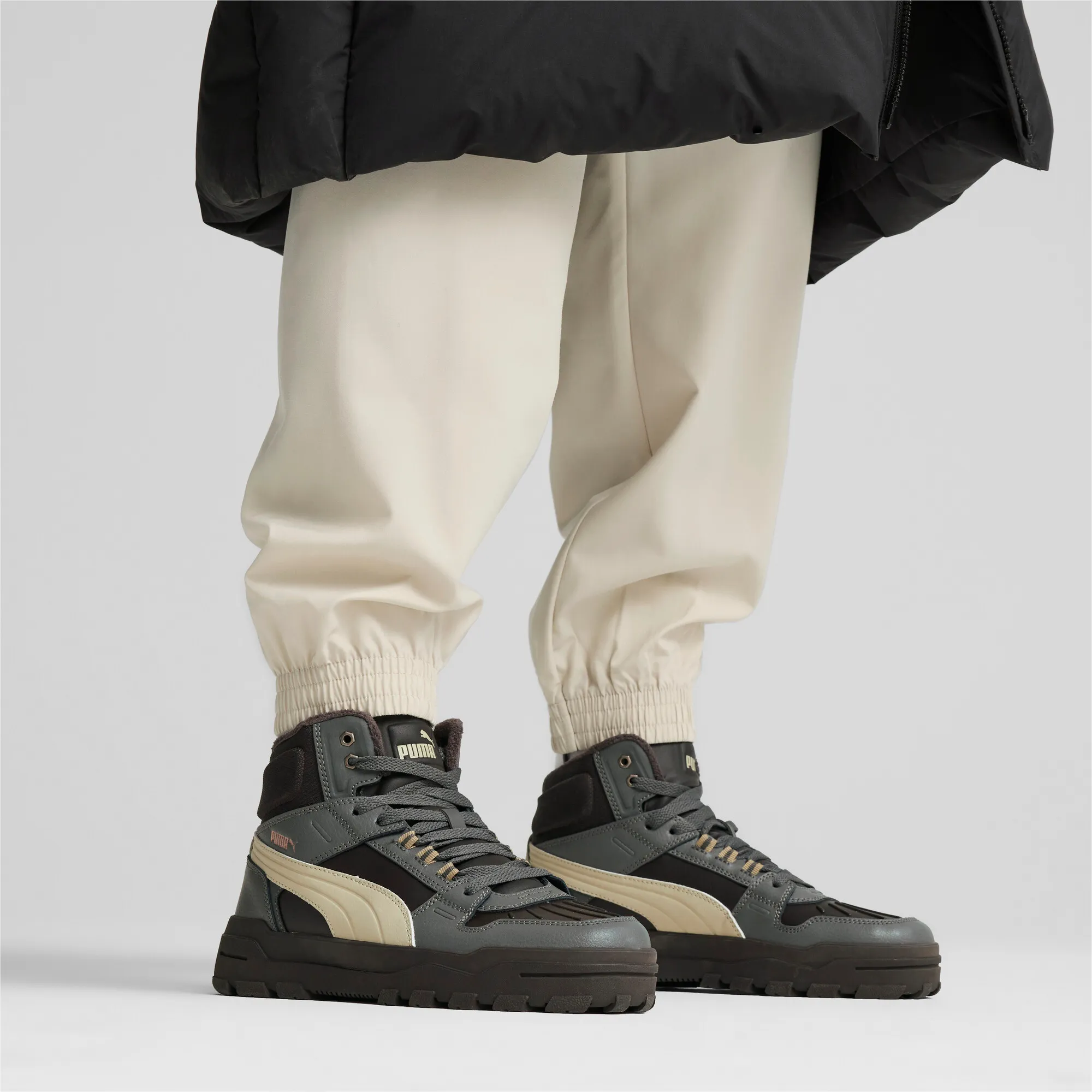 Puma - Rebound Abrupt WTR Flat / Dark Gray Desert - Férfi Bakancs