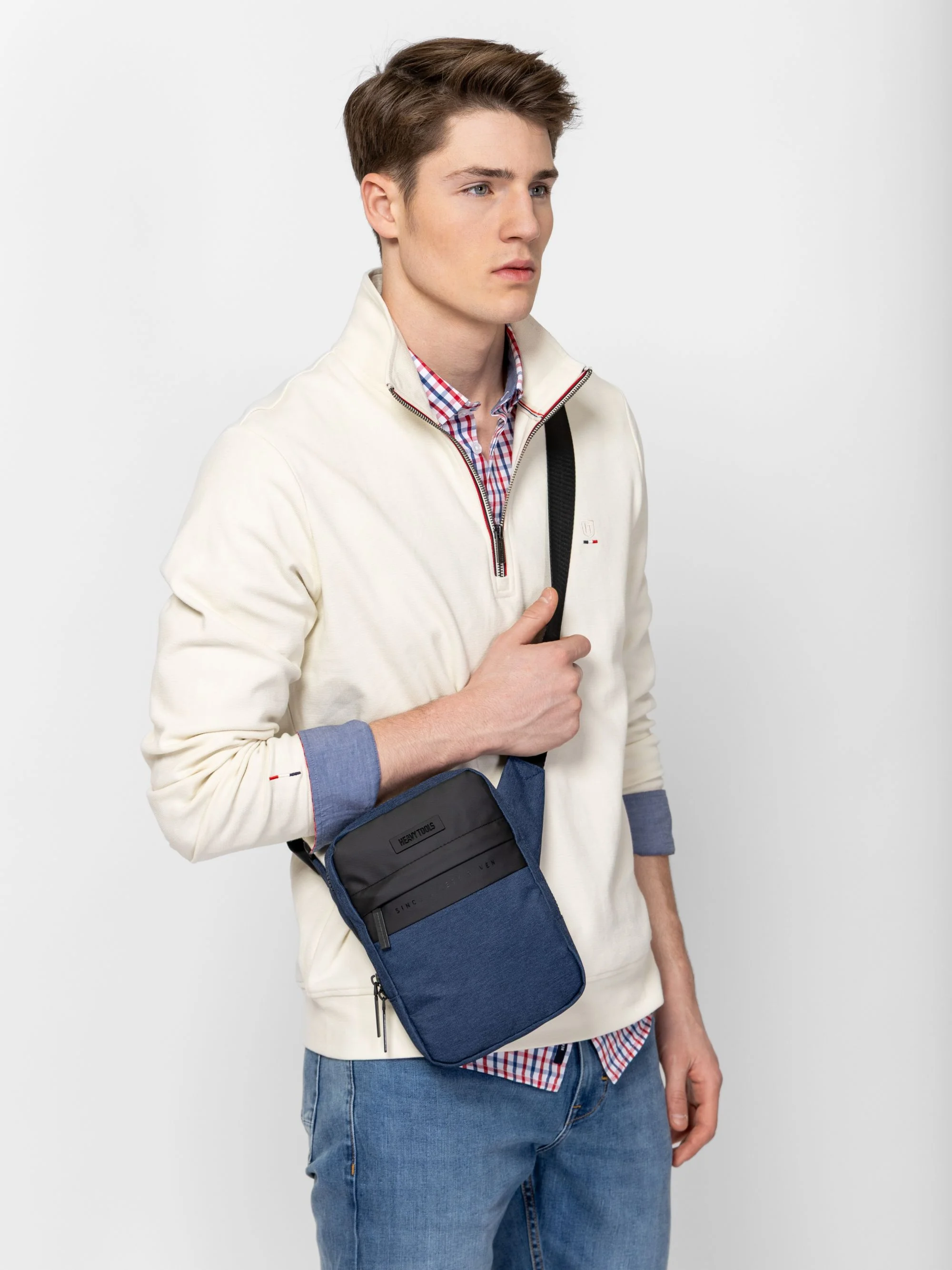 Heavy Tools - EGNON26 / JEANS - Uniszex oldaltáska