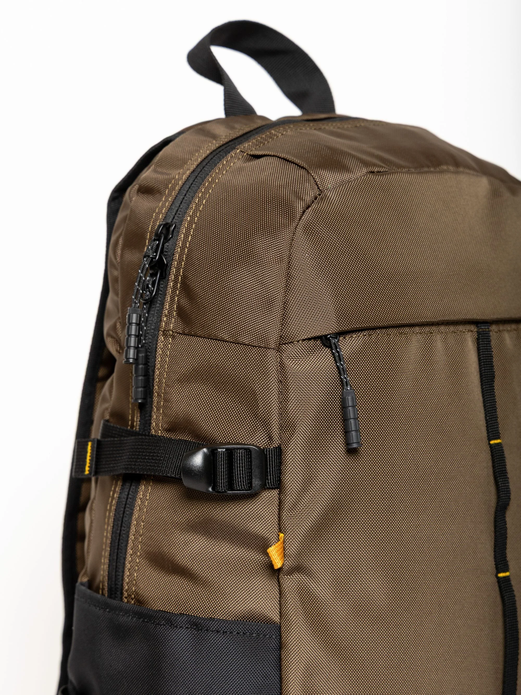 Heavy Tools - EKOMO26 / KHAKI - Uniszex hátizsák