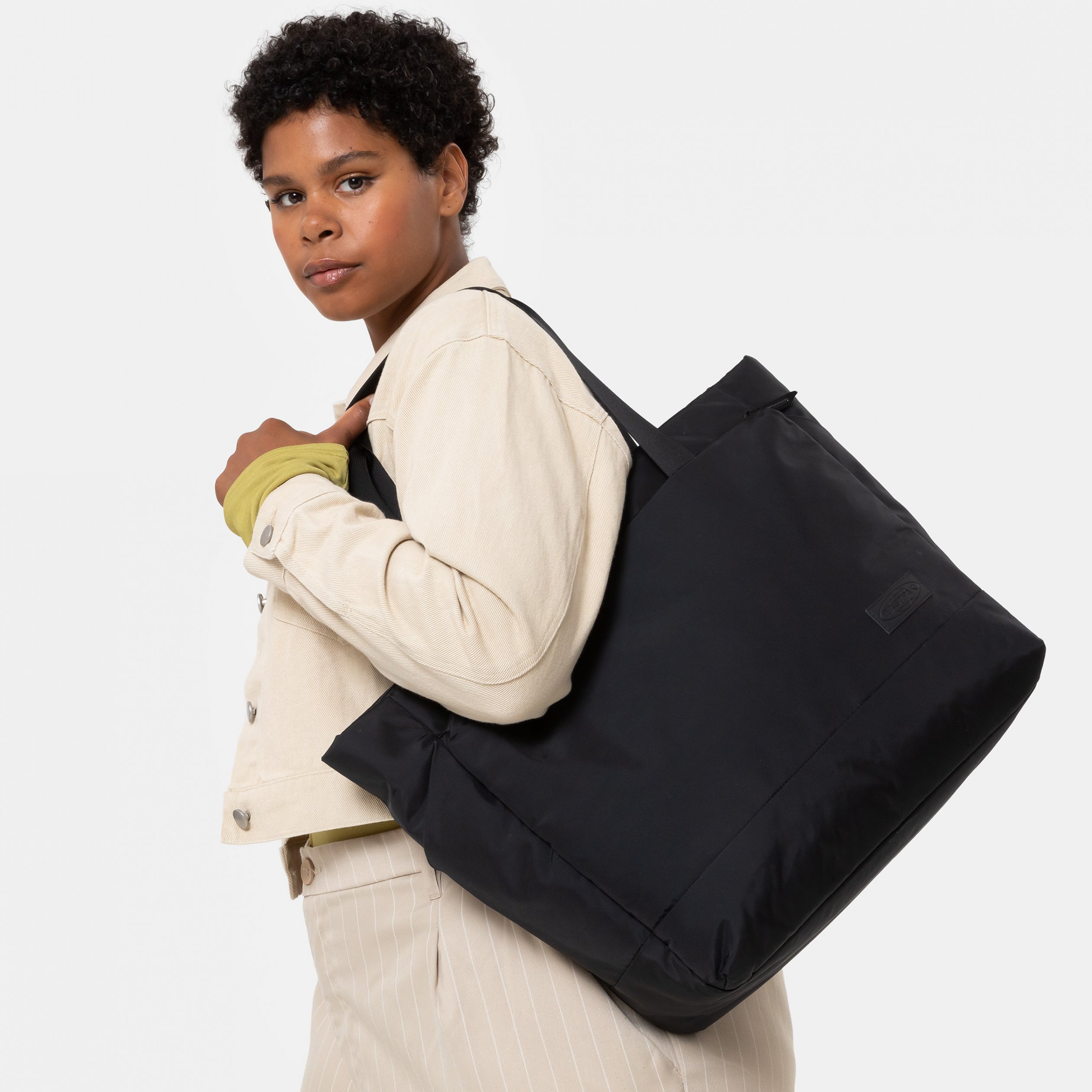 Eastpak - CNNCT F SATCH - Uniszex oldaltáska