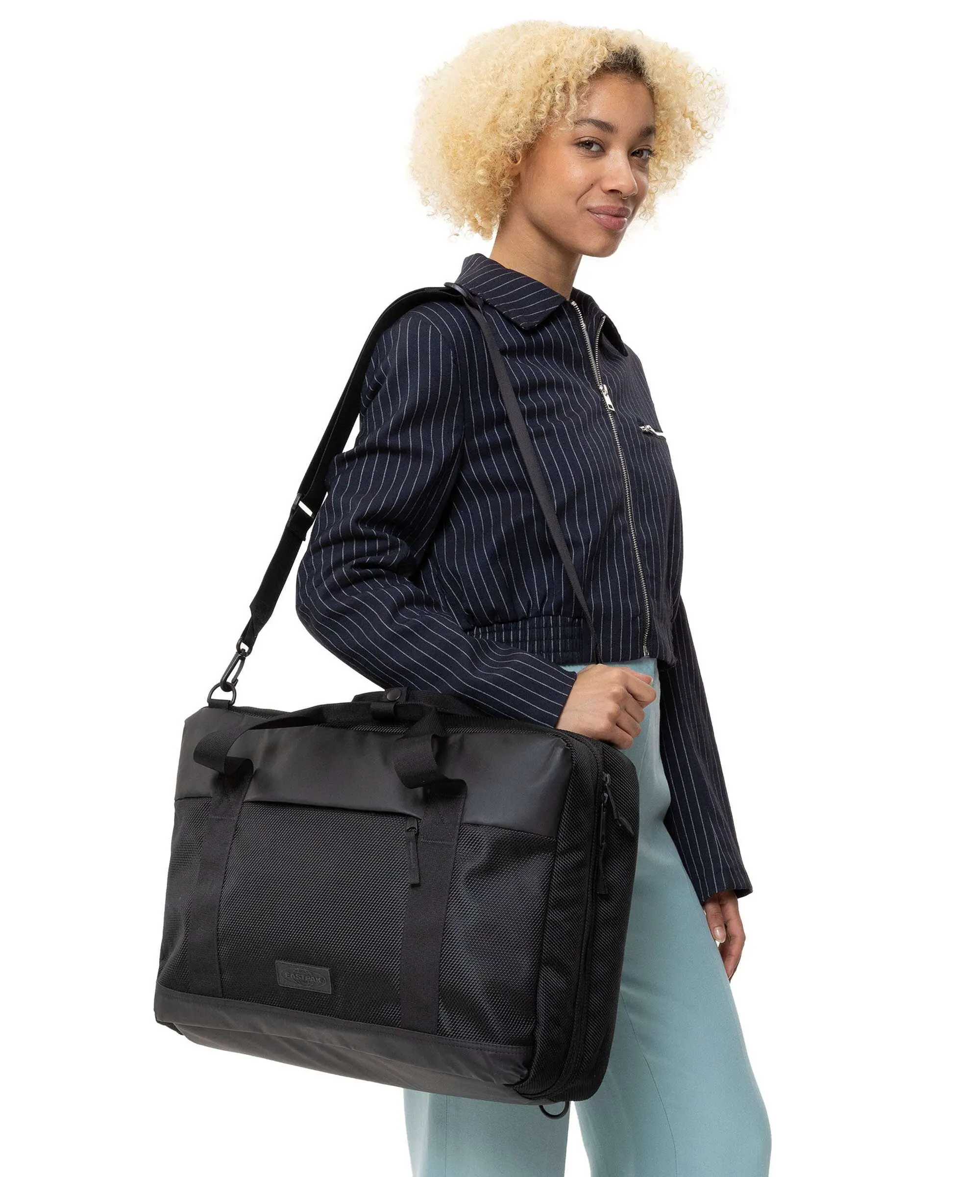 Eastpak - Multipak / CNNCT Coat - Uniszex oldaltáska / Hátizsák