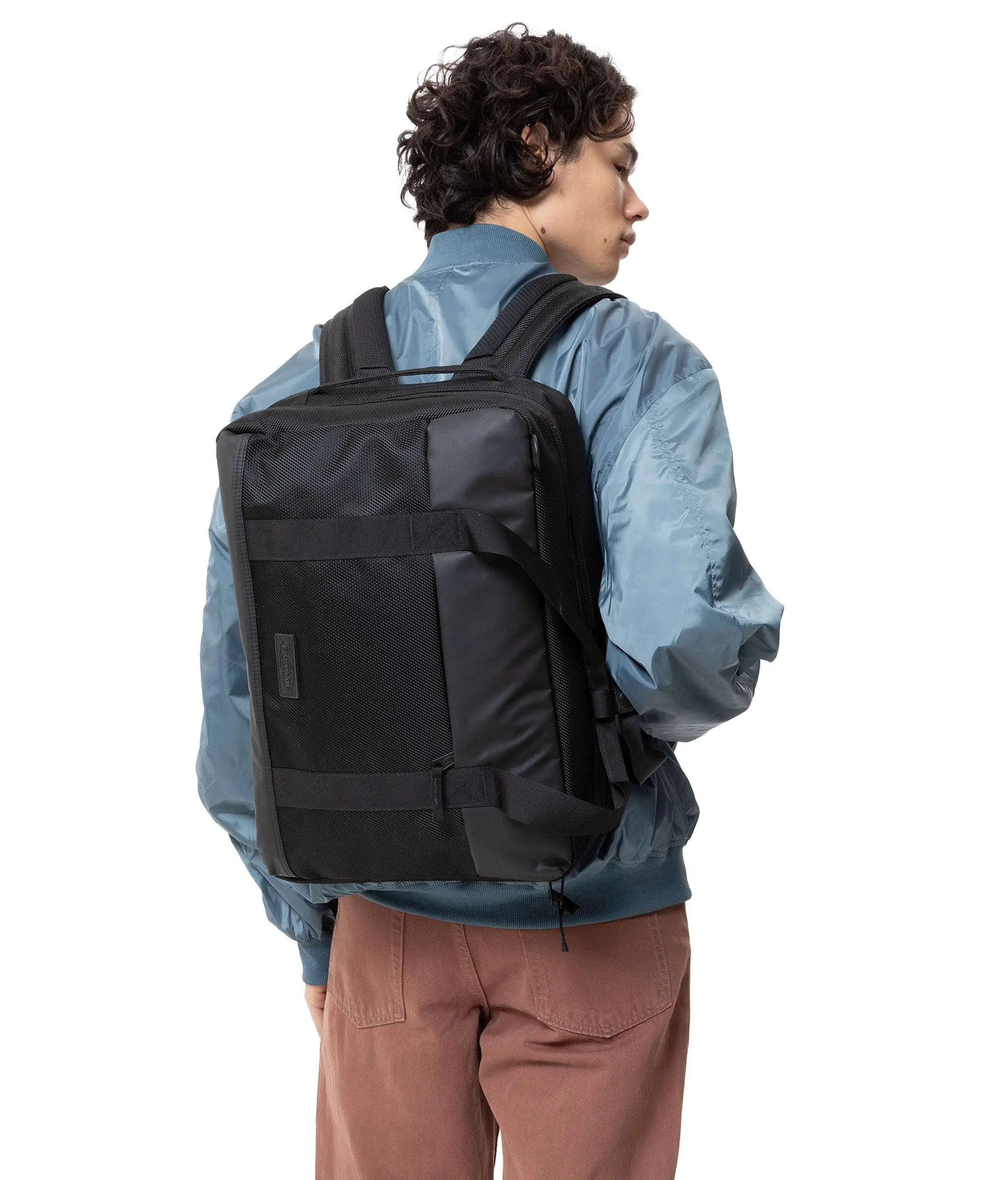 Eastpak - Multipak / CNNCT Coat - Uniszex oldaltáska / Hátizsák