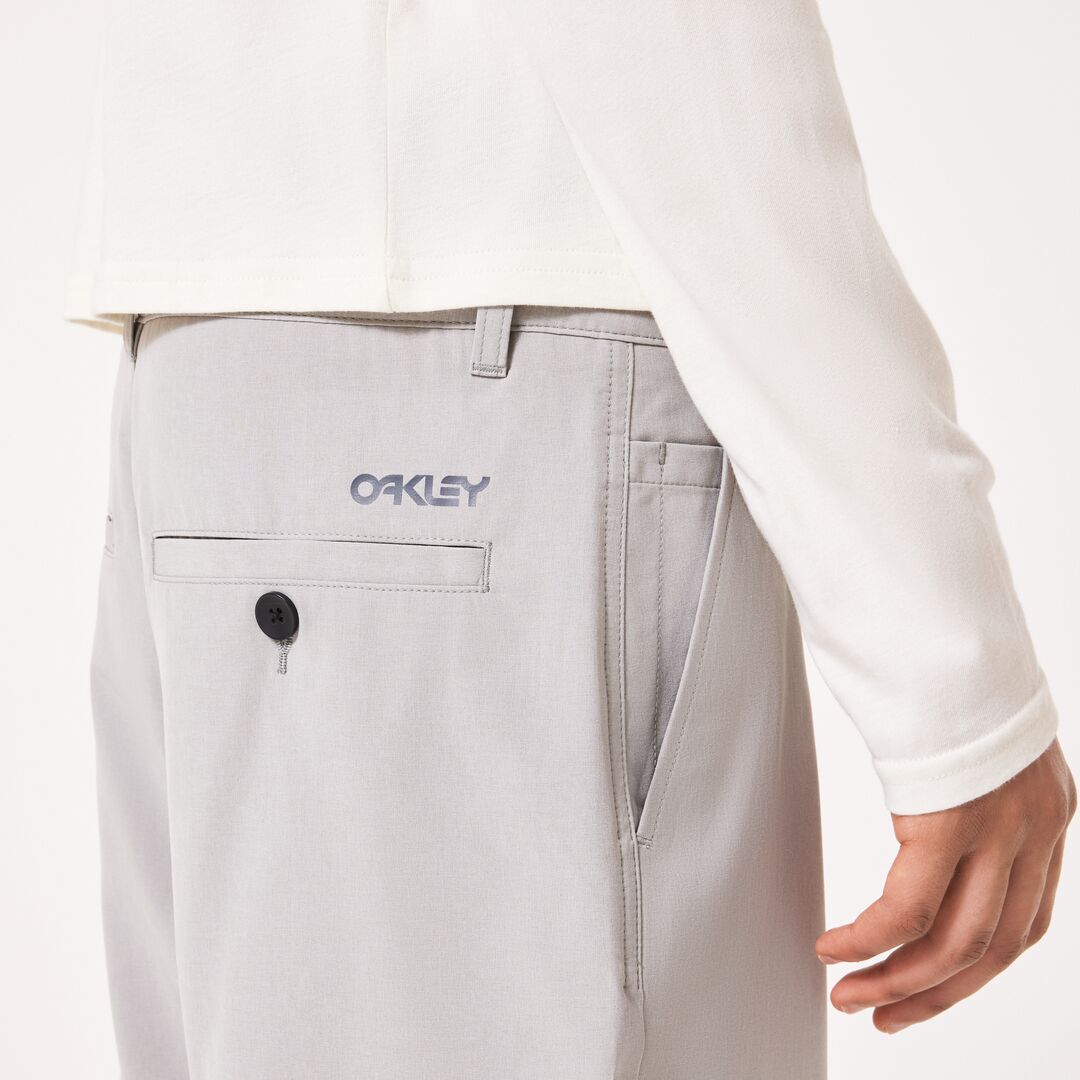 Oakley - Utility Chino - Elegáns Férfi rövidnadrág