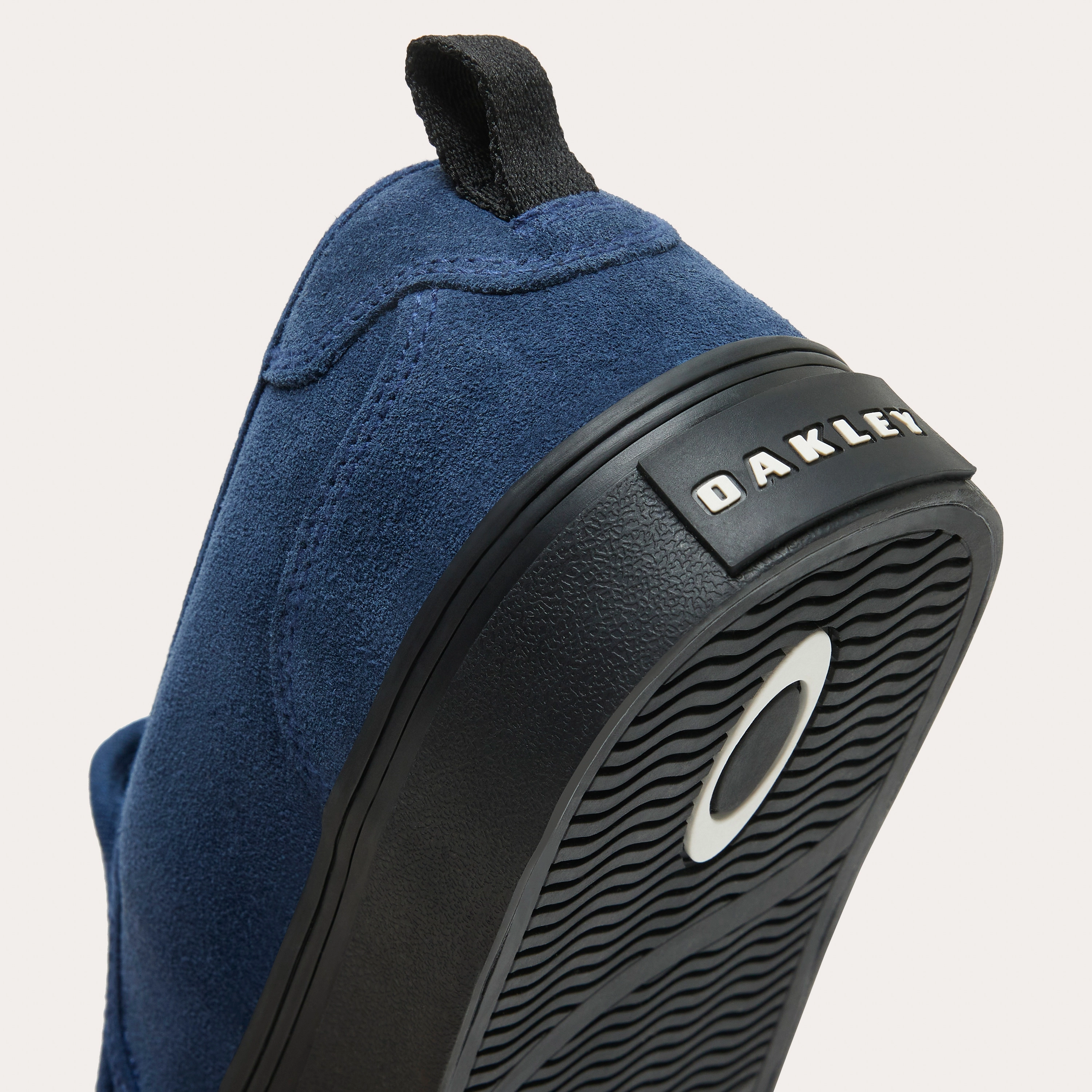 Oakley - Belebújós Férfi félcipő