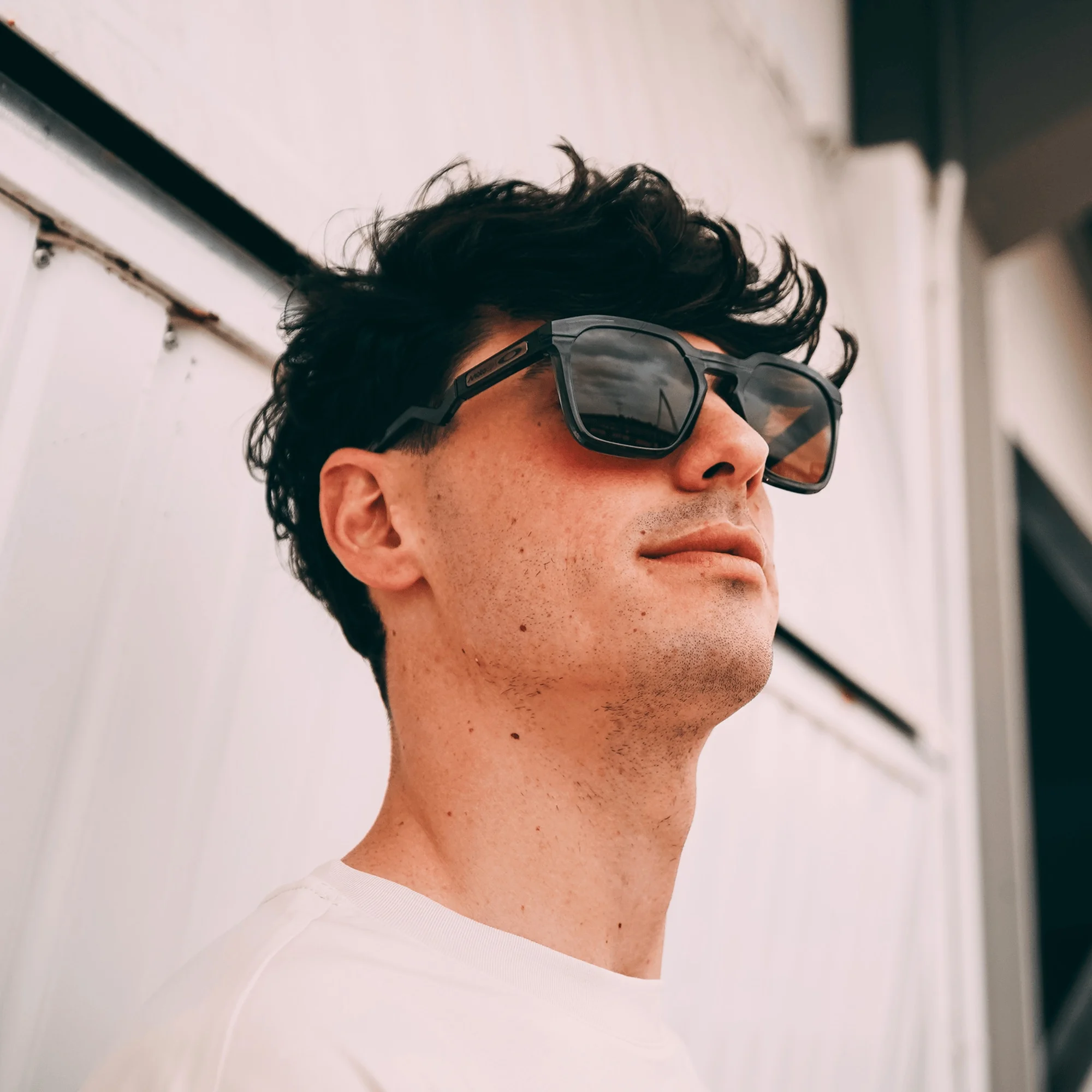 Oakley napszemüveg - HSTN SQ - MOTO GP Edition Grey Smoke / Prizm Bronze