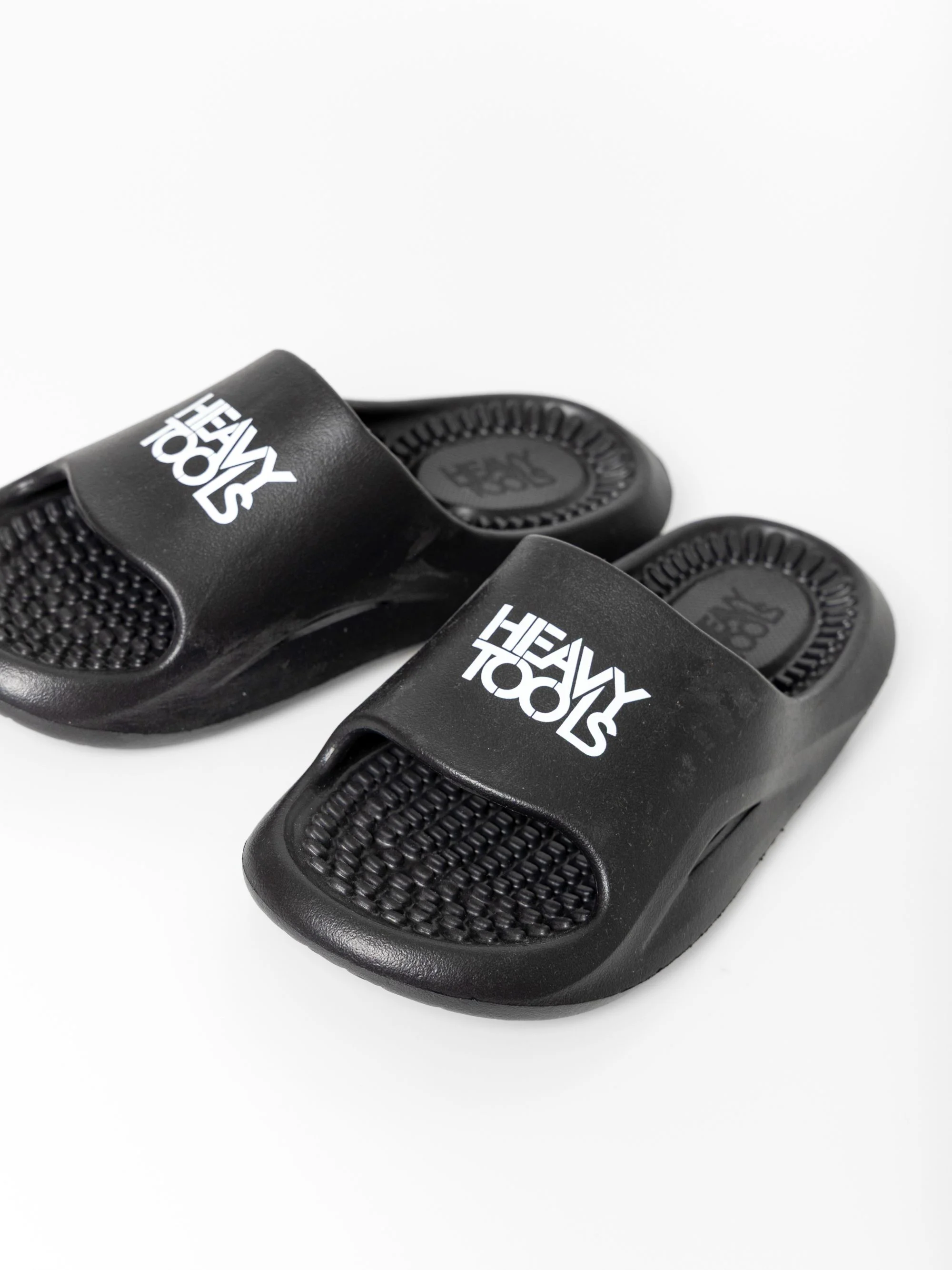 Heavy Tools - UCILLA / BLACK - Uniszex papucs