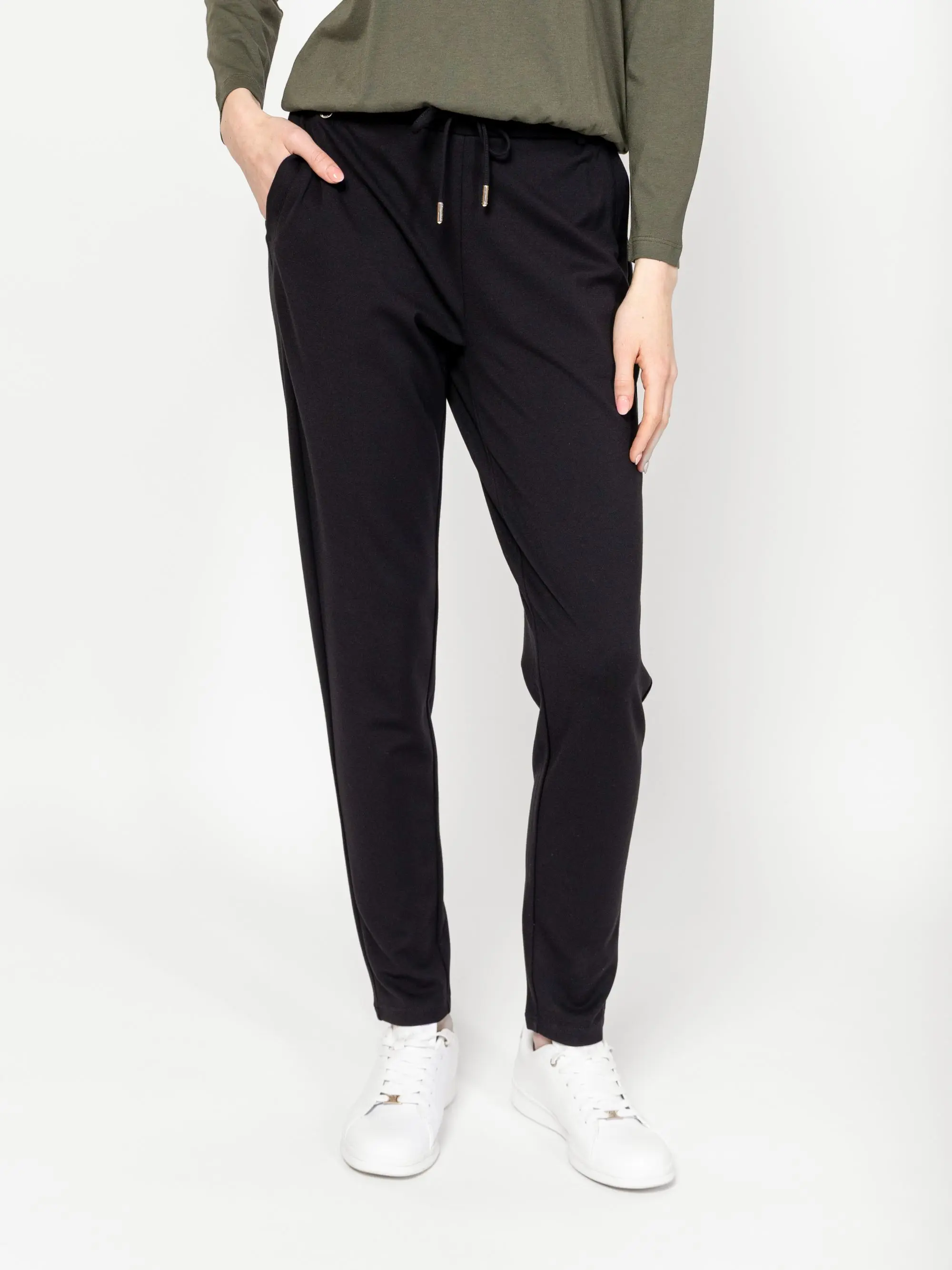 Heavy Tools - ZAMORKAS26 / BLACK - Női melegítő nadrág