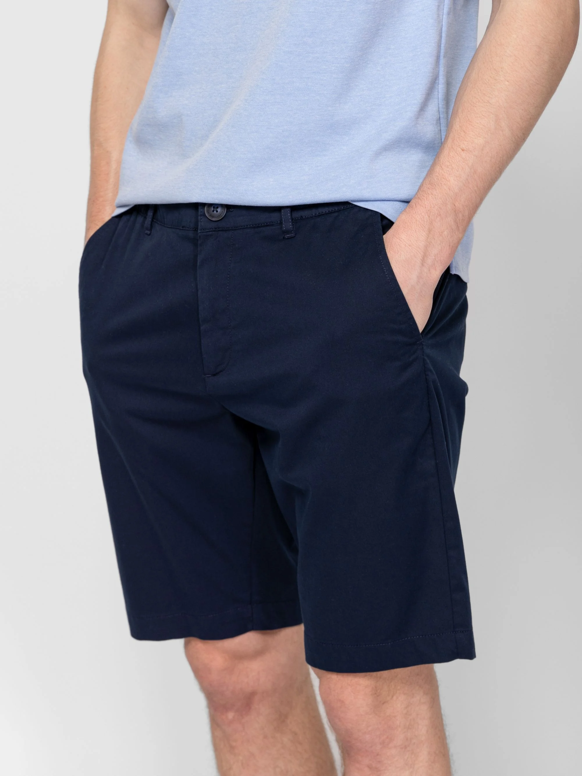 Heavy Tools - WALLNUT / NAVY - Elegáns Férfi rövidnadrág