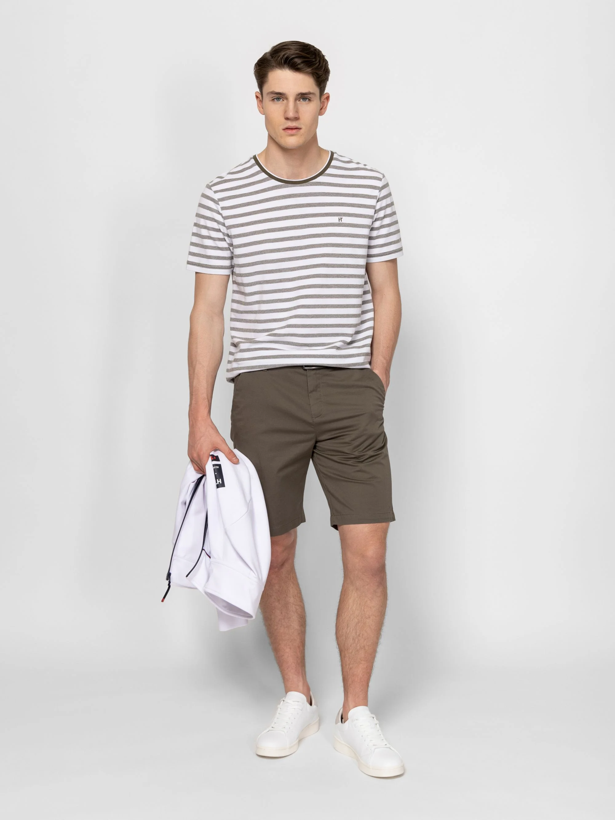 Heavy Tools - WARGO / KHAKI - Elegáns Férfi rövidnadrág