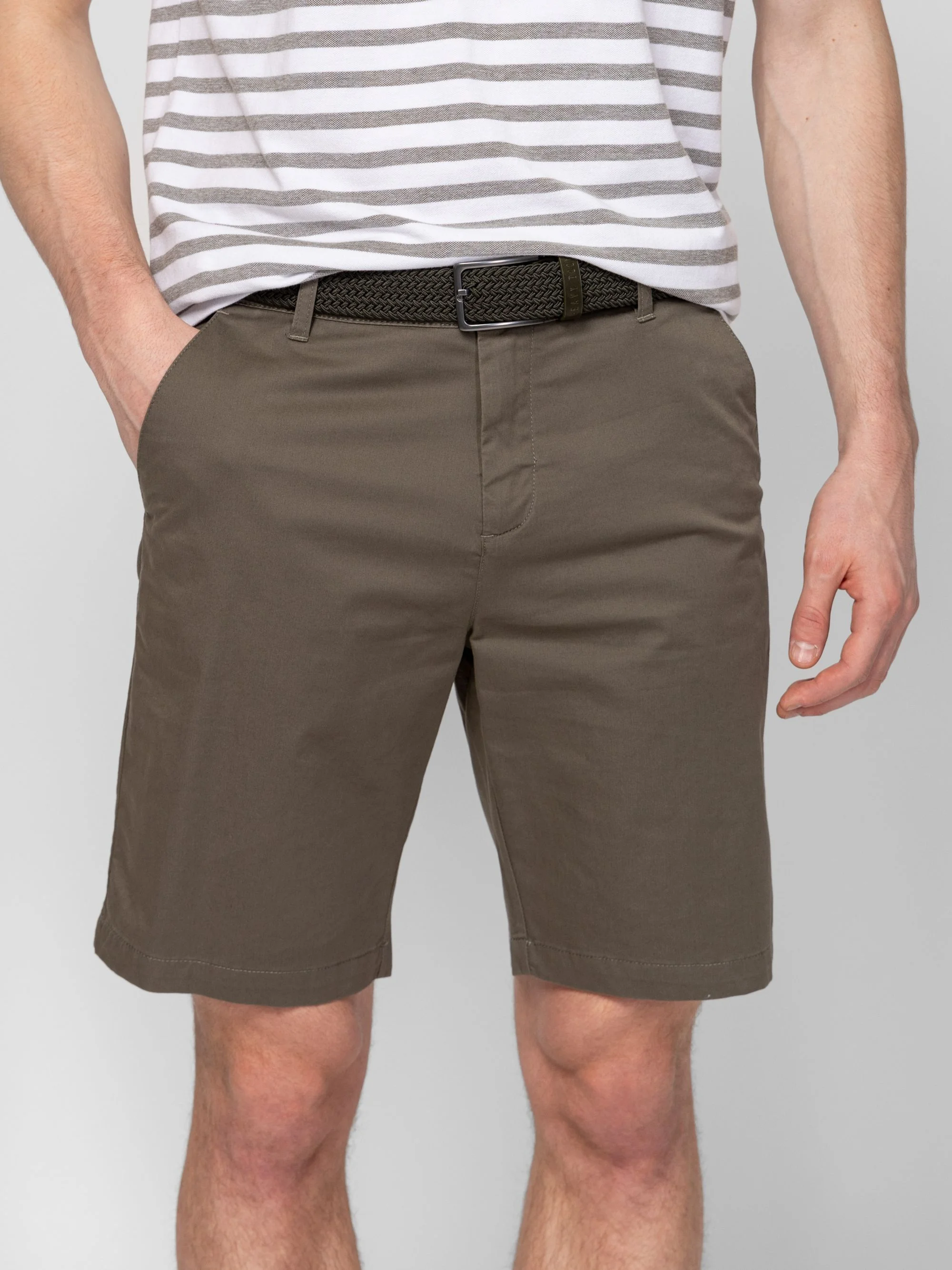 Heavy Tools - WARGO / KHAKI - Elegáns Férfi rövidnadrág