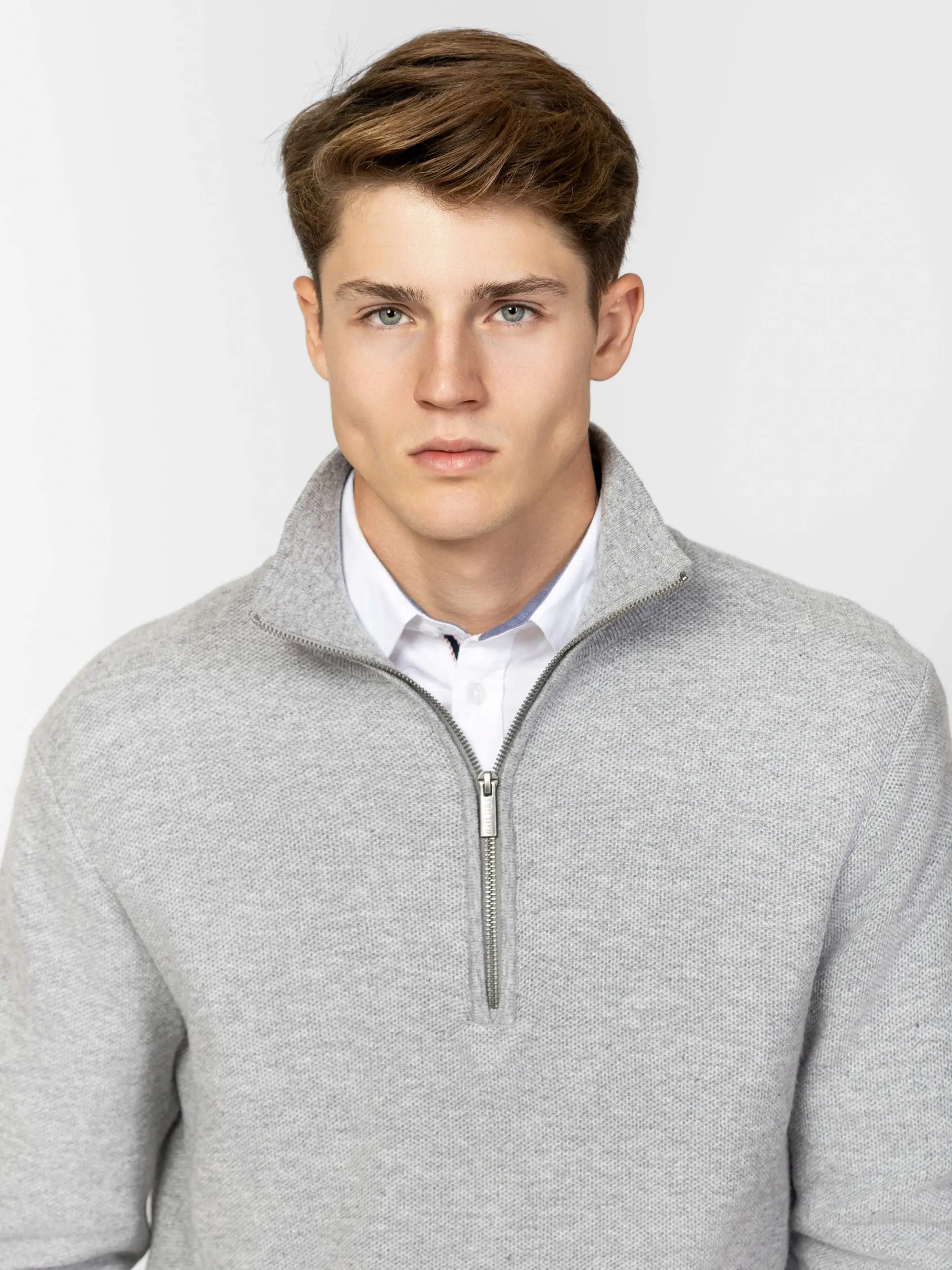 Heavy Tools - HERMES - Elegáns Férfi pulóver