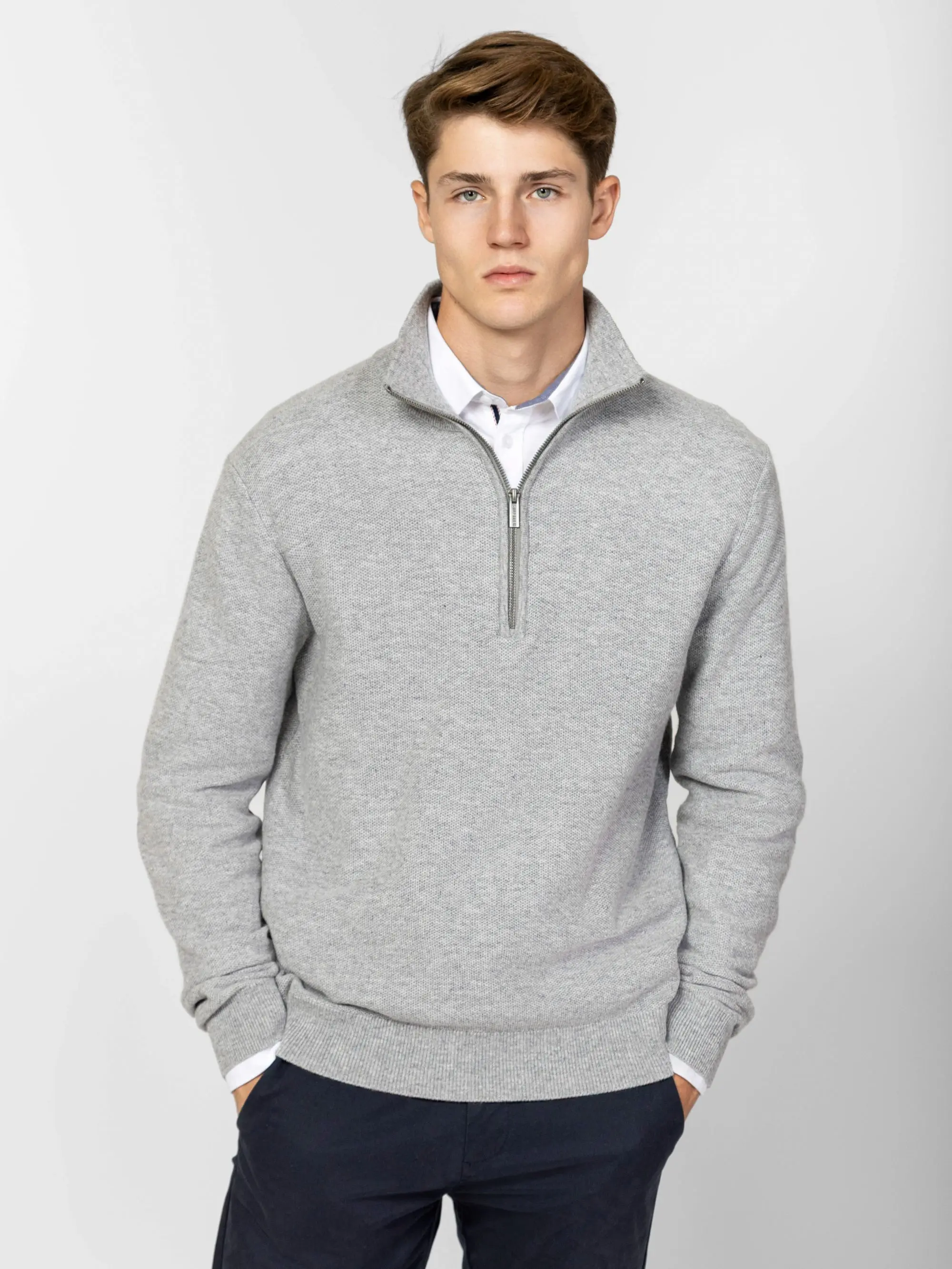 Heavy Tools - HERMES - Elegáns Férfi pulóver