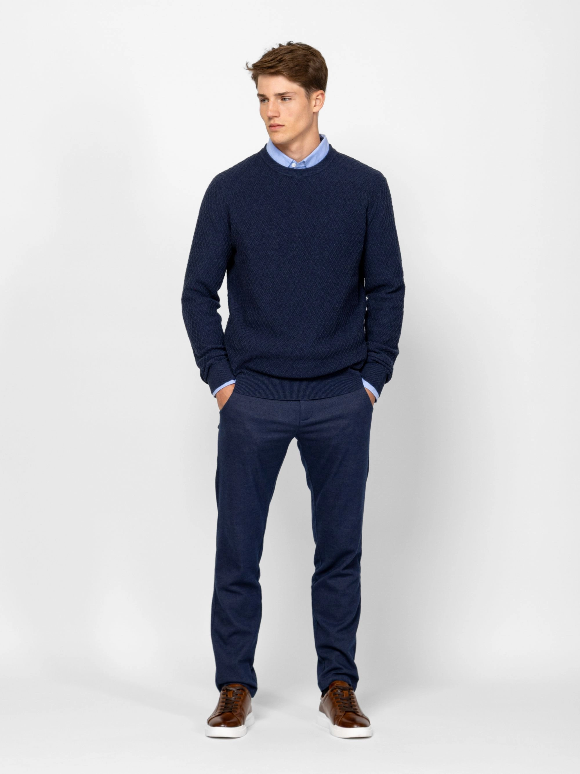 Heavy Tools - HELVETW25 / JEANS - Elegáns Férfi pulóver